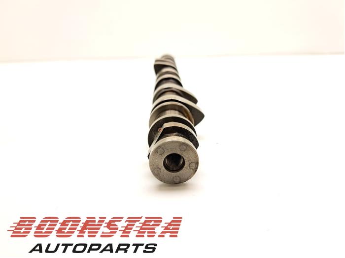 Nokkenas van een Mercedes-AMG C-Klasse AMG (W204) 6.2 C-63 AMG V8 32V 2009