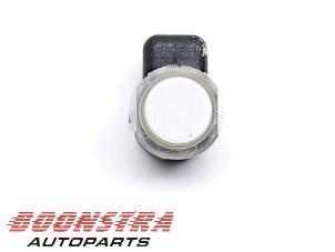 Gebruikte Parkeersensor Landrover Range Rover Evoque (LVJ/LVS) 2.2 SD4 16V Prijs € 24,95 Margeregeling aangeboden door Boonstra Autoparts