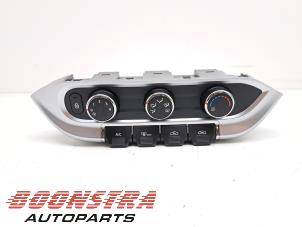 Gebruikte Chaufage Bedieningspaneel Kia Rio III (UB) 1.1 CRDi VGT 12V Prijs € 49,95 Margeregeling aangeboden door Boonstra Autoparts