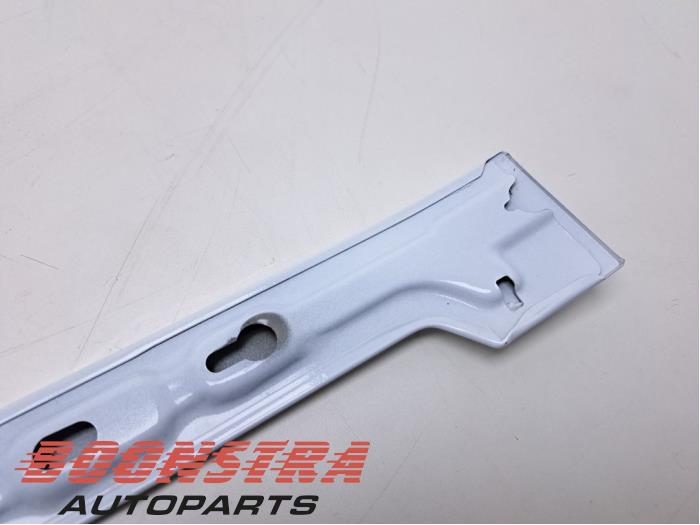 Bekleding schuifdeur rechts van een Ford Transit Connect (PJ2) 1.5 EcoBlue 2021