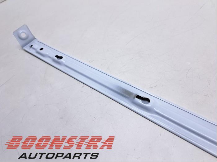 Bekleding schuifdeur rechts van een Ford Transit Connect (PJ2) 1.5 EcoBlue 2021