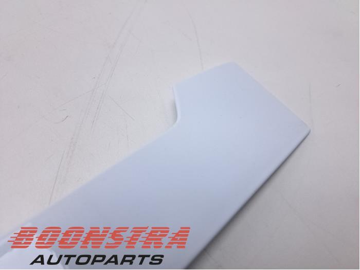 Bekleding schuifdeur rechts van een Ford Transit Connect (PJ2) 1.5 EcoBlue 2021