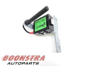 Gebruikte Module keyless vehicle Hyundai i40 CW (VFC) 1.7 CRDi 16V Prijs € 24,95 Margeregeling aangeboden door Boonstra Autoparts