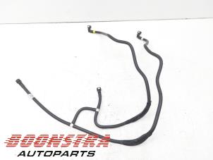 Gebruikte Brandstofleiding Ferrari 599 GTB/GTO 6.0 V12 48V GTB Prijs € 69,95 Margeregeling aangeboden door Boonstra Autoparts