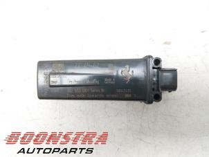 Gebruikte Bandenspanning module Ferrari 599 GTB/GTO 6.0 V12 48V GTB Prijs € 34,95 Margeregeling aangeboden door Boonstra Autoparts