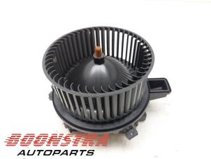 Gebruikte Aanjager Audi A4 Avant (B9) 2.0 TDI 16V Prijs € 34,95 Margeregeling aangeboden door Boonstra Autoparts