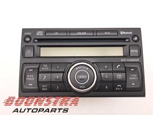 Gebruikte Radio Nissan Qashqai (J10) 1.6 16V Prijs € 68,95 Margeregeling aangeboden door Boonstra Autoparts