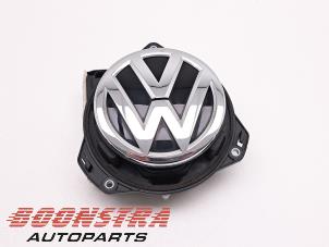 Gebruikte Achterklep Handgreep Volkswagen Golf VII Variant (AUVV) 1.5 TSI Evo BMT 16V Prijs € 249,95 Margeregeling aangeboden door Boonstra Autoparts