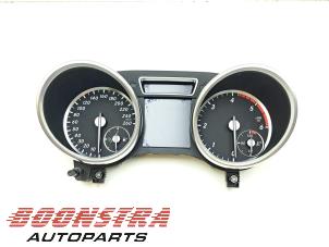 Gebruikte Tellerklok Mercedes ML III (166) 2.1 ML-250 CDI 16V BlueTEC 4-Matic Prijs € 174,95 Margeregeling aangeboden door Boonstra Autoparts