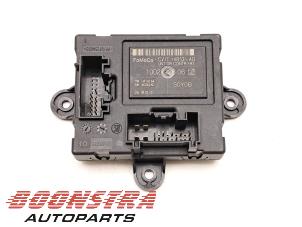 Gebruikte Deur module Ford Fiesta 6 (JA8) 1.0 Ti-VCT 12V 65 Prijs € 24,95 Margeregeling aangeboden door Boonstra Autoparts