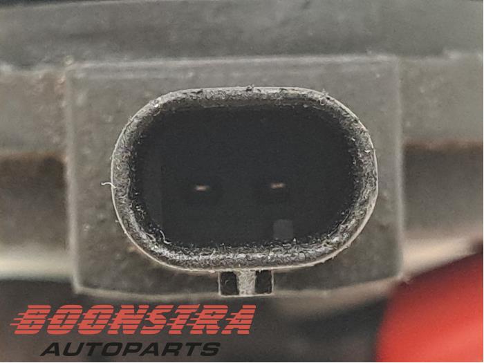 Nokkenas Verstelling van een BMW X1 (E84) sDrive 20i 2.0 16V Twin Power Turbo 2012