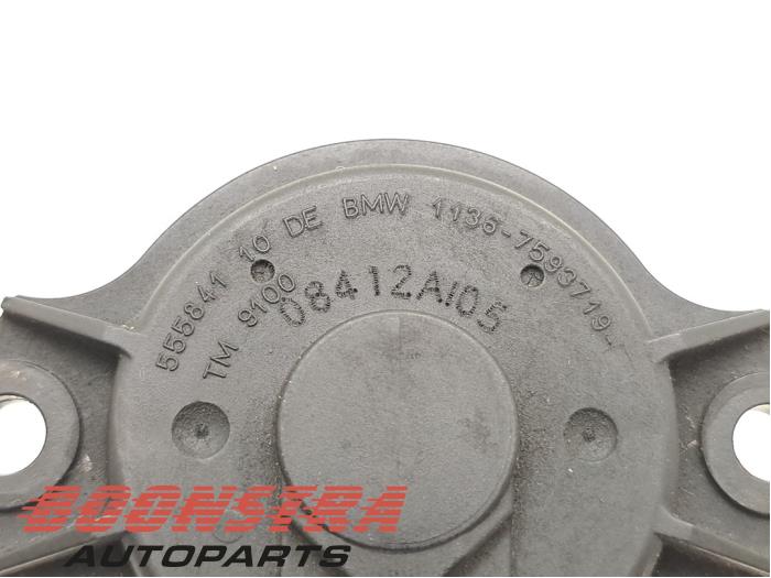 Nokkenas Verstelling van een BMW X1 (E84) sDrive 20i 2.0 16V Twin Power Turbo 2012