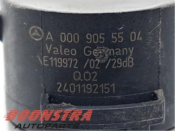 PDC Sensor van een Mercedes-Benz A (177.0) 1.3 A-200 Turbo 16V 2019