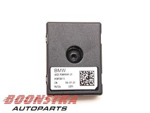Gebruikte Antenne Versterker BMW 5 serie Touring (G31) 530e xDrive 2.0 Turbo 16V Prijs € 24,95 Margeregeling aangeboden door Boonstra Autoparts