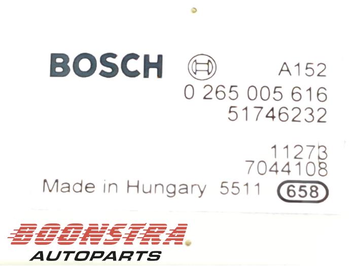 Esp computer van een Ferrari 458 Spider 4.5 V8 32V DCT 2012