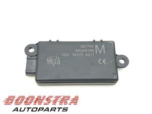 Gebruikte Alarm sensor Ferrari 458 Spider 4.5 V8 32V DCT Prijs € 89,95 Margeregeling aangeboden door Boonstra Autoparts