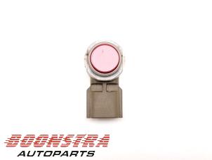 Gebruikte Sensor PDC Nissan Leaf (ZE1) 40kWh Prijs € 24,95 Margeregeling aangeboden door Boonstra Autoparts