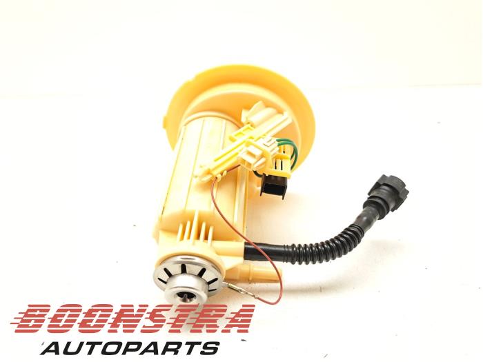 Gebruikte Tank element Pomp Ferrari 458 Spider 4.5 V8 32V DCT Prijs € 208,95 Margeregeling aangeboden door Boonstra Autoparts