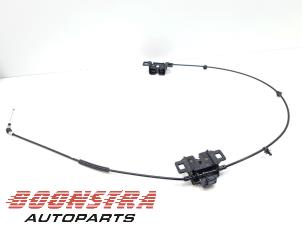 Gebruikte Slotmechaniek Motorkap Jaguar I-Pace EV400 AWD Prijs € 29,95 Margeregeling aangeboden door Boonstra Autoparts