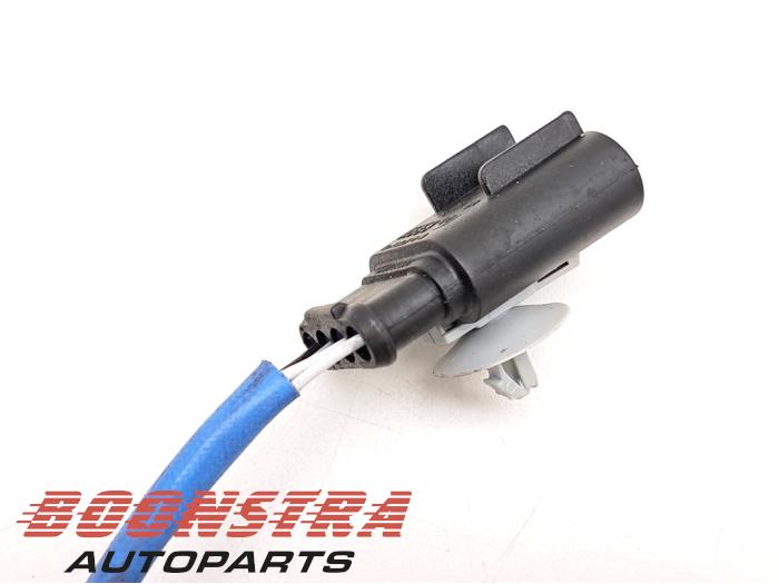 Lambda Sonde van een Fiat 500 (312) 0.9 TwinAir 80 2019