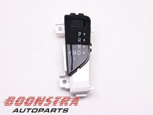 Gebruikte Schakelaar Mazda CX-3 (DJ/DK) 2.0 SkyActiv-G 120 Prijs € 66,95 Margeregeling aangeboden door Boonstra Autoparts