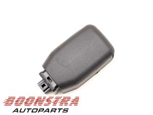 Gebruikte Sensor regen Mazda CX-3 (DJ/DK) 2.0 SkyActiv-G 120 Prijs € 33,95 Margeregeling aangeboden door Boonstra Autoparts