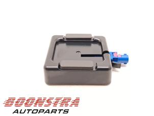 Gebruikte GPS Antenne Ford Kuga II (DM2) 1.5 EcoBoost 16V 150 Prijs € 24,95 Margeregeling aangeboden door Boonstra Autoparts