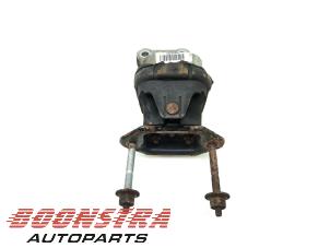 Gebruikte Motorsteun Chrysler 300 C 5.7 V8 Hemi Prijs € 24,95 Margeregeling aangeboden door Boonstra Autoparts