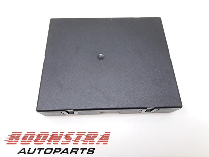 Computer Body Control van een Audi A4 Avant (B8) 2.0 TDI 16V 2015