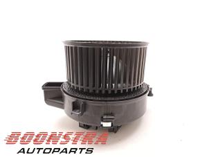 Gebruikte Chaufage Ventilatiemotor BMW M8 Gran Coupe (F93) 4.4 Competition V8 32V Twin Turbo Prijs € 54,95 Margeregeling aangeboden door Boonstra Autoparts