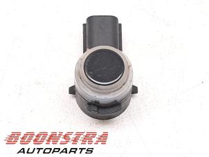 Gebruikte Parkeersensor Ford Transit Custom 2.0 TDCi 16V Eco Blue 170 Prijs € 30,19 Inclusief btw aangeboden door Boonstra Autoparts