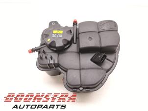 Gebruikte Expansievat BMW M8 Gran Coupe (F93) 4.4 Competition V8 32V Twin Turbo Prijs € 24,95 Margeregeling aangeboden door Boonstra Autoparts