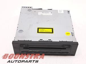 Gebruikte CD Wisselaar Audi A4 Avant (B7) 2.0 TFSI 20V Prijs € 34,95 Margeregeling aangeboden door Boonstra Autoparts