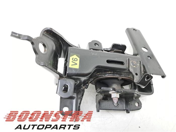 Gebruikte Motorsteun Toyota Yaris III (P13) 1.5 16V Hybrid Prijs € 36,95 Margeregeling aangeboden door Boonstra Autoparts