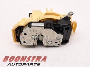 Gebruikte Deurslot Mechaniek 4Deurs rechts-voor Fiat Panda/Pandina (312) 0.9 TwinAir Turbo 85 Prijs € 24,95 Margeregeling aangeboden door Boonstra Autoparts