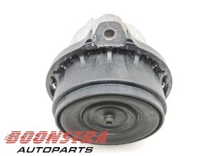Gebruikte Motorsteun BMW M3 (G80) 3.0 Competition TwinPower Turbo 24V Prijs € 55,95 Margeregeling aangeboden door Boonstra Autoparts