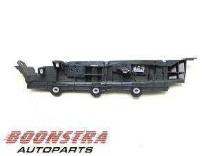 Gebruikte Steun (diversen) BMW M3 (G80) 3.0 Competition TwinPower Turbo 24V Prijs € 29,95 Margeregeling aangeboden door Boonstra Autoparts