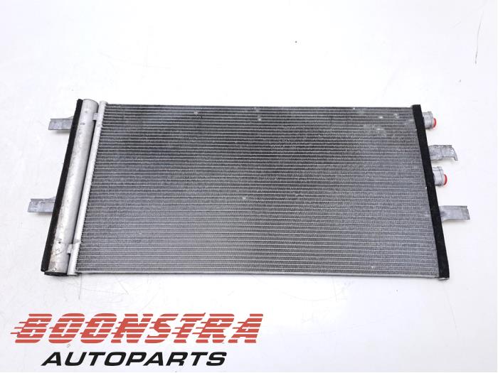 Airco Condensor van een MINI Countryman (F60) 2.0 16V Cooper S 2020