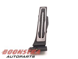 Gebruikte Gaspedaal BMW iX3 80 kWh Prijs € 84,95 Margeregeling aangeboden door Boonstra Autoparts