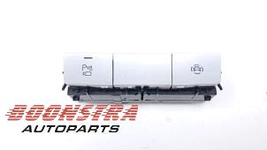 Gebruikte Schakelaar Audi E-tron (GEN) 55 quattro Prijs € 29,95 Margeregeling aangeboden door Boonstra Autoparts