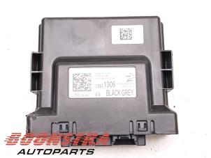 Gebruikte Gateway module Opel Astra K Sports Tourer 1.2 Turbo 12V Prijs € 24,95 Margeregeling aangeboden door Boonstra Autoparts
