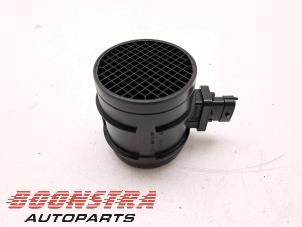 Gebruikte Luchtmassameter Iveco New Daily V 35C21V, 35S21V, 40C21V, 45C21V, 50C21V Prijs € 30,19 Inclusief btw aangeboden door Boonstra Autoparts