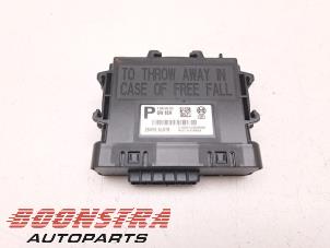 Gebruikte Gateway module Dacia Sandero III 1.0 TCe 90 12V Prijs € 108,84 Inclusief btw aangeboden door Boonstra Autoparts