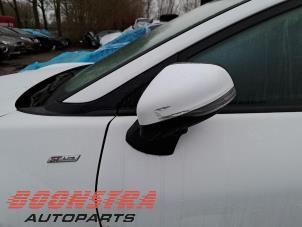 Gebruikte Deur 4Deurs links-voor Ford Puma 1.0 Ti-VCT EcoBoost 12V Prijs € 199,95 Margeregeling aangeboden door Boonstra Autoparts