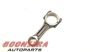 Gebruikte Drijfstang Iveco New Daily VI 33S14, 35C14, 35S14 Prijs € 74,96 Inclusief btw aangeboden door Boonstra Autoparts