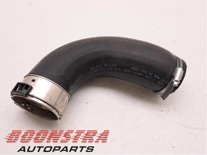 Gebruikte Intercooler Slang Volvo V90 Cross Country (PZ) 2.0 T5 16V AWD Prijs € 33,95 Margeregeling aangeboden door Boonstra Autoparts