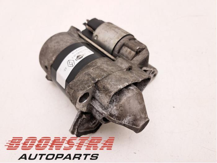 Gebruikte Startmotor Renault Clio IV (5R) 0.9 Energy TCE 90 12V Prijs € 24,95 Margeregeling aangeboden door Boonstra Autoparts