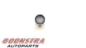 Gebruikte Start/Stop schakelaar Opel Corsa F (UB/UH/UP) 1.2 Turbo 12V 100 Prijs € 24,95 Margeregeling aangeboden door Boonstra Autoparts
