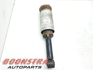 Gebruikte Luchtbalg Landrover Discovery III (LAA/TAA) 2.7 TD V6 Prijs € 381,09 Inclusief btw aangeboden door Boonstra Autoparts