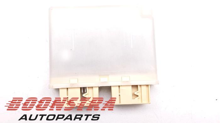 PDC Module van een BMW 3 serie Touring (G21) 318i 2.0 TwinPower Turbo 16V 2023